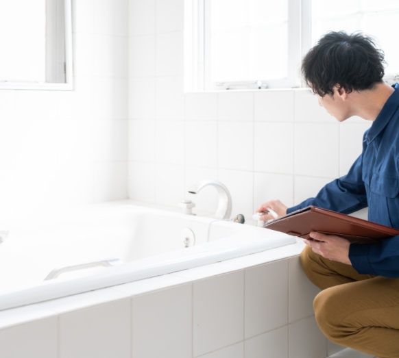 Badezimmer mit moderner Sanitärausstattung